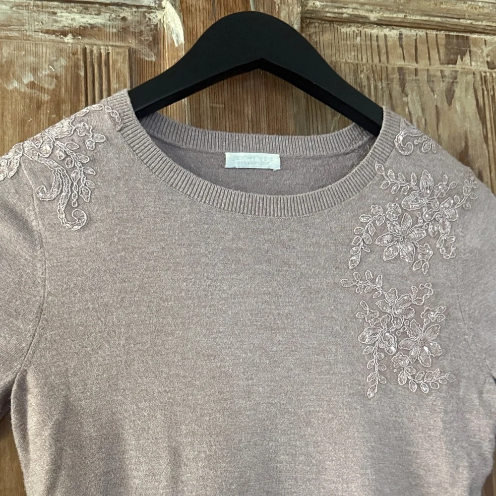Jenny Yoo Mauve Embroidered Sweater Blouse - Picture 2 of 10